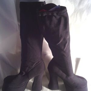 90's Black Maxi Platform Boots Sz 5.5-6